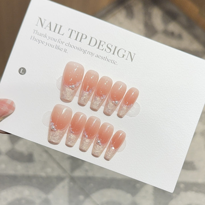 Artificial Nails in Romantic Ombre Design Stornfield