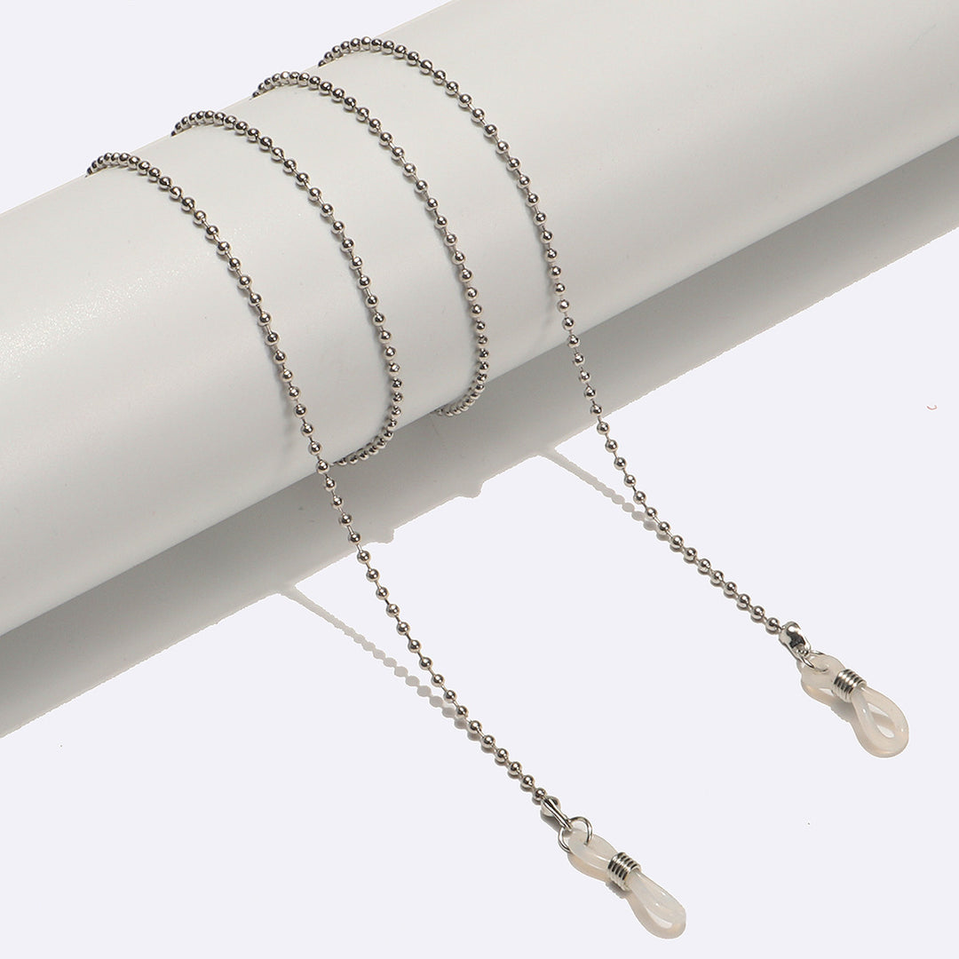 Elegant Heart-Shaped Pearl Chain Eyewear Holder Stornfield