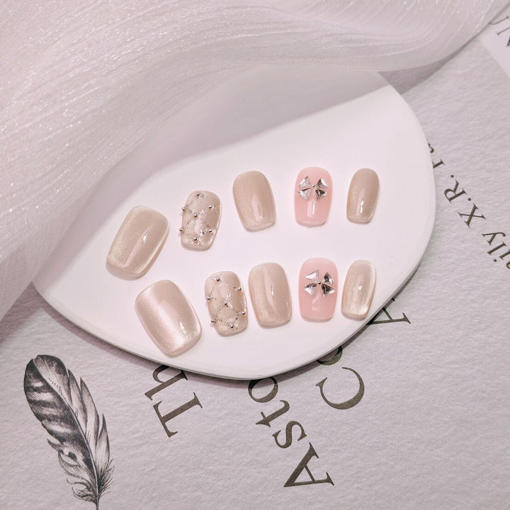 Elegant French Tip Press-On Nails Stornfield