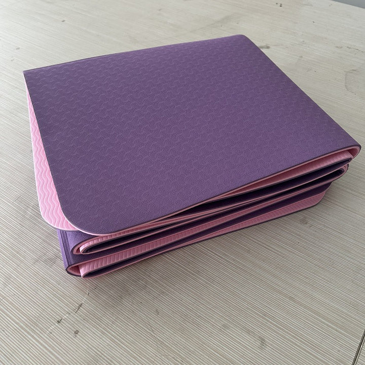 Non-slip training mat with structured design Stornfield