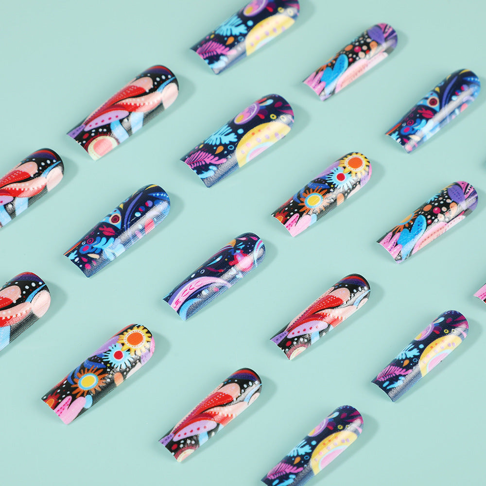 Creative Art Nails in Artistic Floral Design Stornfield