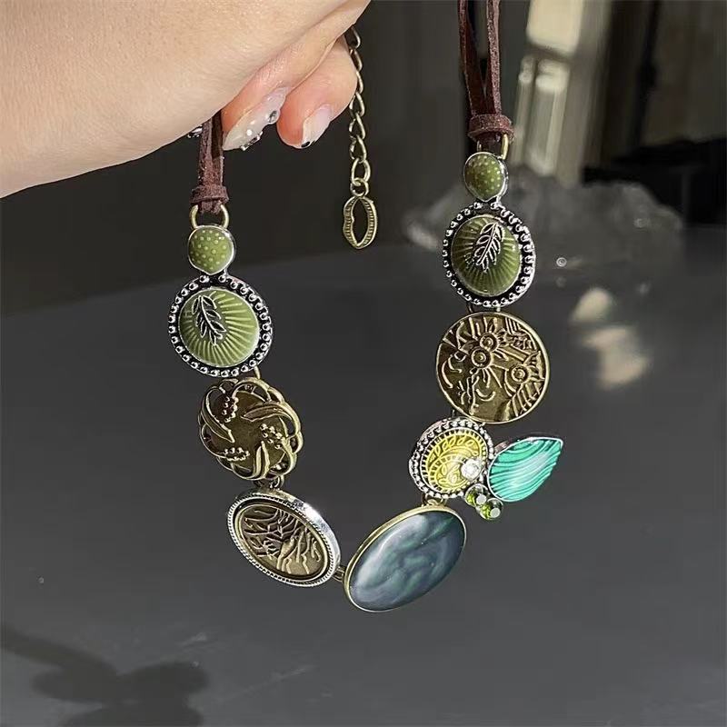 Floral Pendant Long Necklace Stornfield