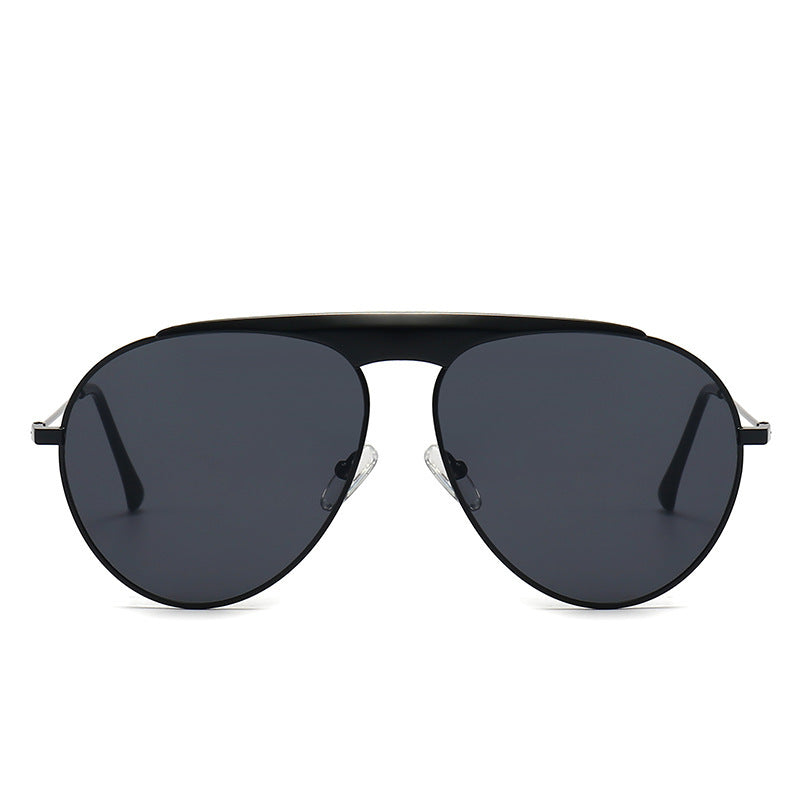 Fashionable Pilot Sunglasses Stornfield