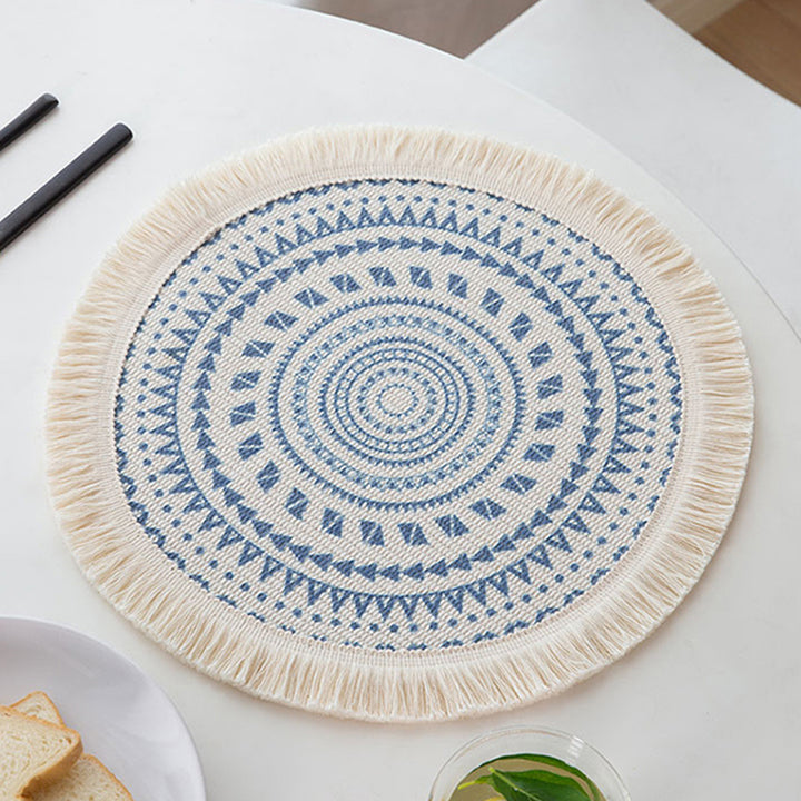 Round woven placemat with fringes and mandala jacquard structure Stornfield