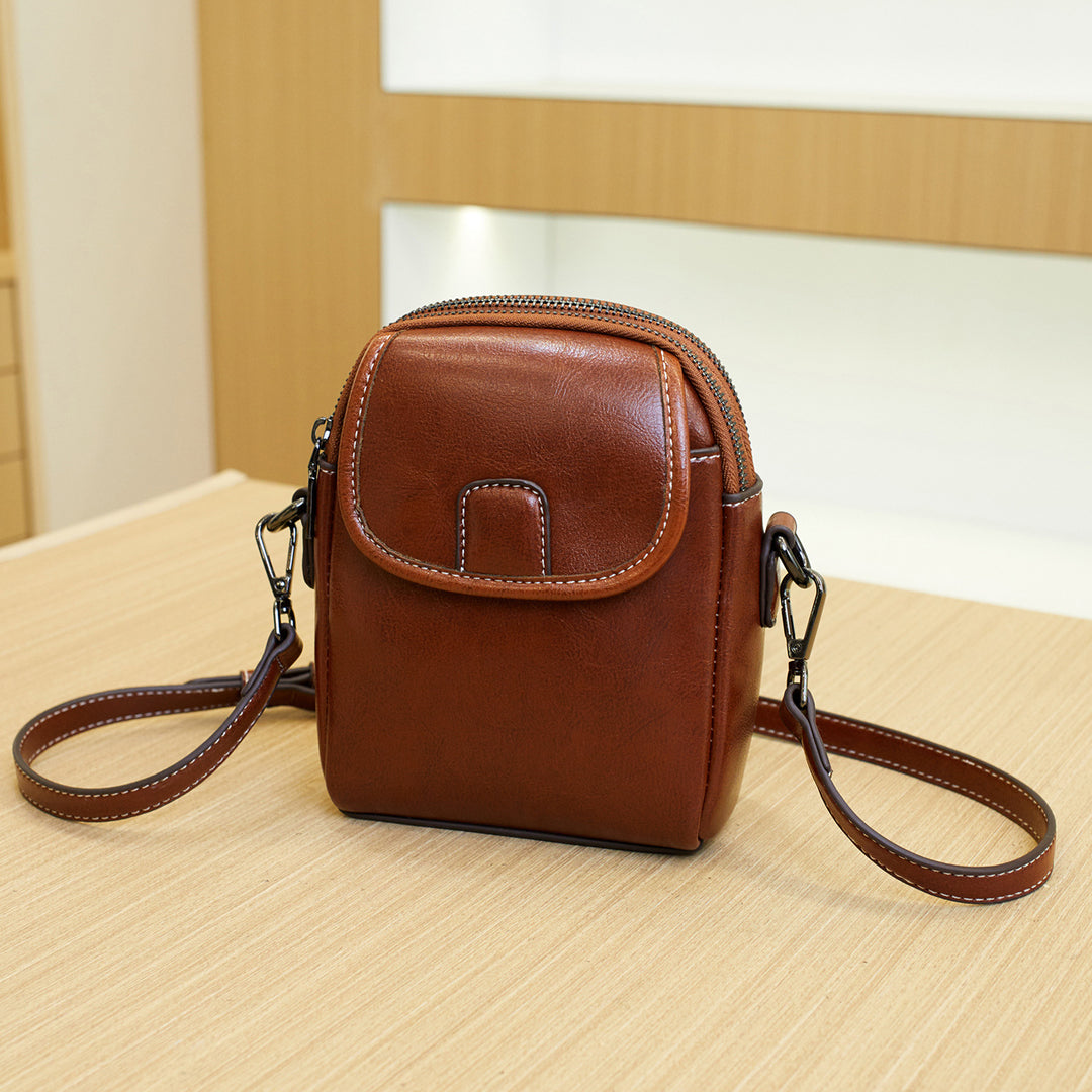 Vintage-Inspired Crossbody Bag