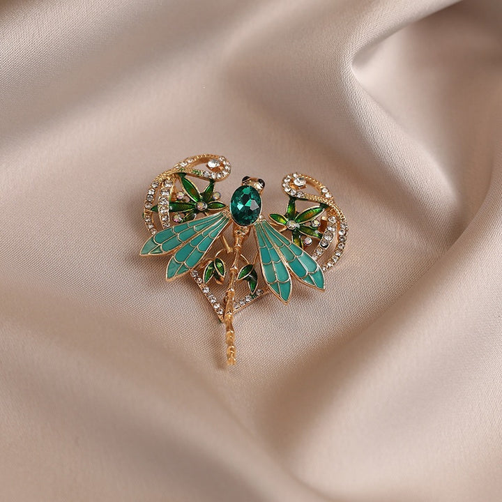 Exquisite Dragonfly Brooch with Sparkling Crystals Stornfield