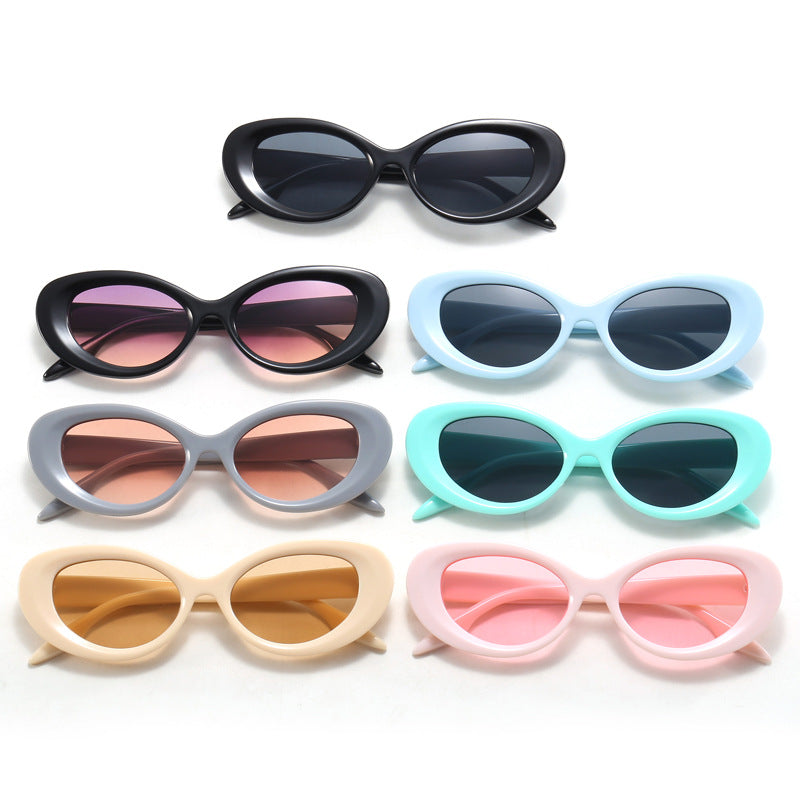 Women's elegant retro sunglasses with UV protection Stornfield