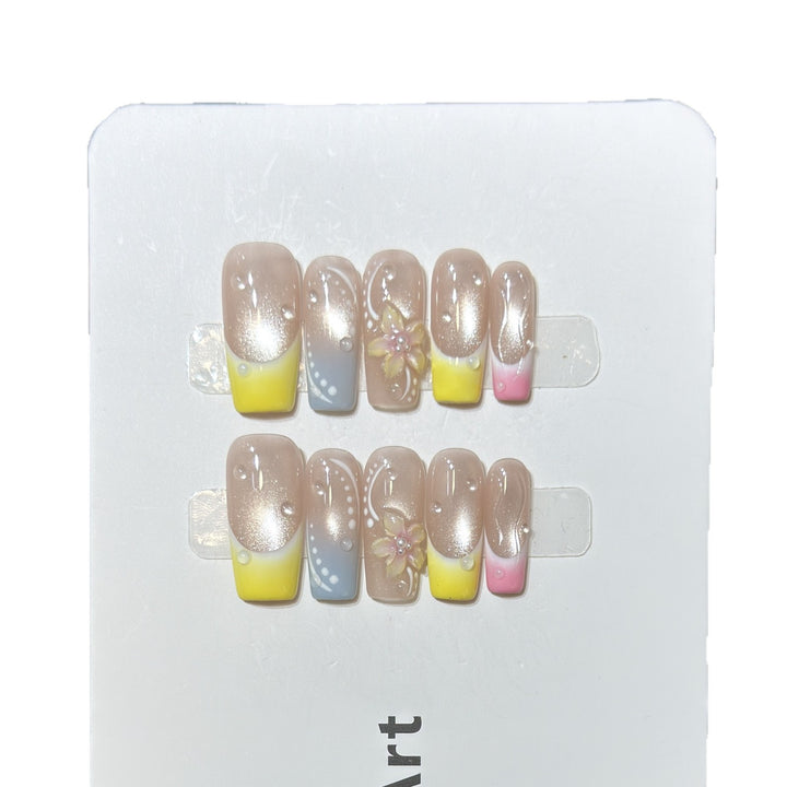 Artistic Floral Design Press-On Nail Set Stornfield