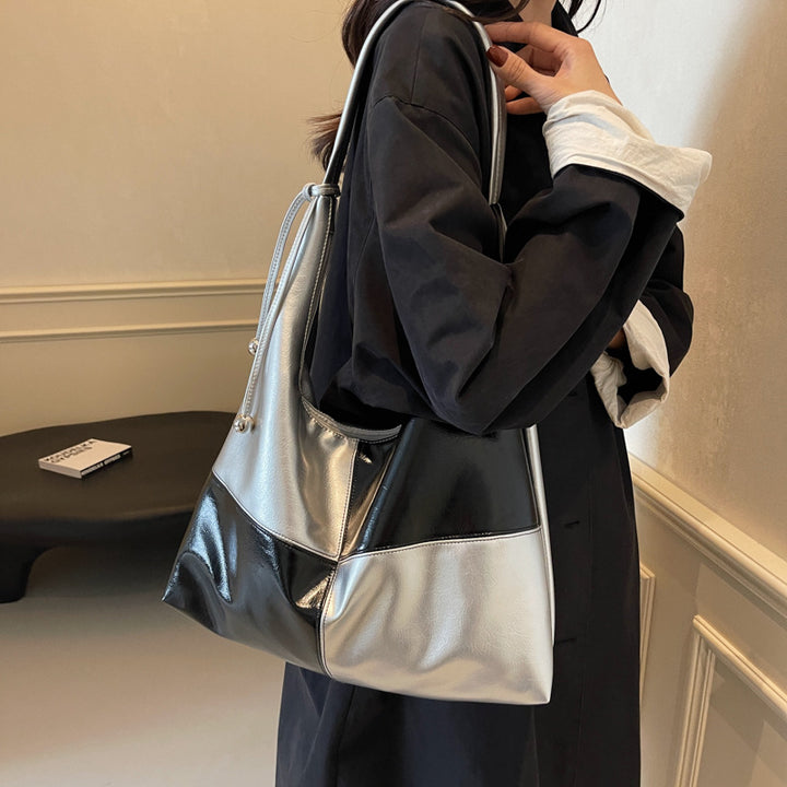 Chic Reversible Hobo Bag Stornfield