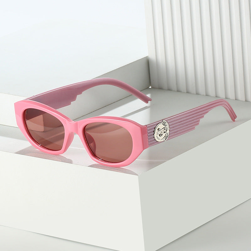 Stylish Retro-Inspired Frame Sunglasses Stornfield