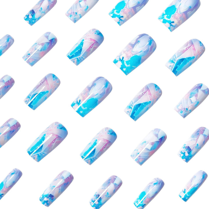 Artificial Nails in Modern Crystal Look Stornfield