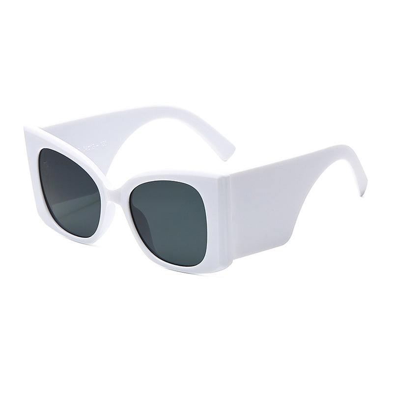 Women's fashionable oversized sunglasses with glamorous design Stornfield
