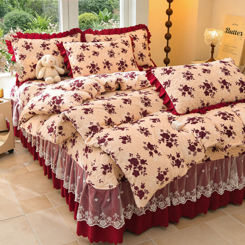 Decorative Bedding Set