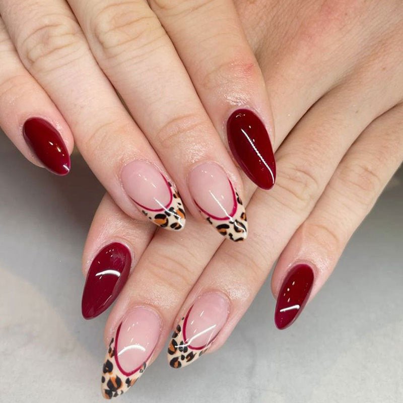 Elegant Decorative Press-On Nail Set with Animal Print Accent
