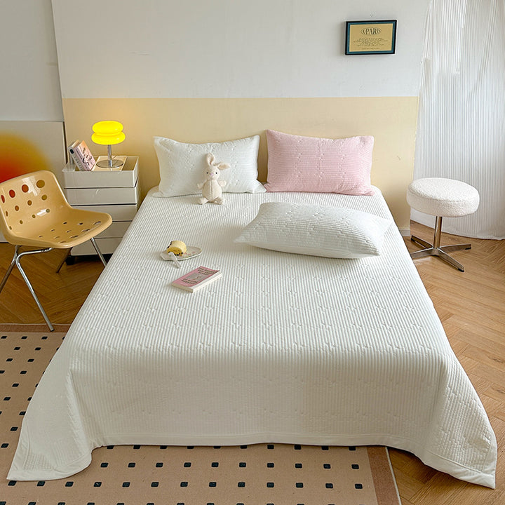 Quilted Lightweight Bedspread Coverlet with Subtle Star-Embossed Texture