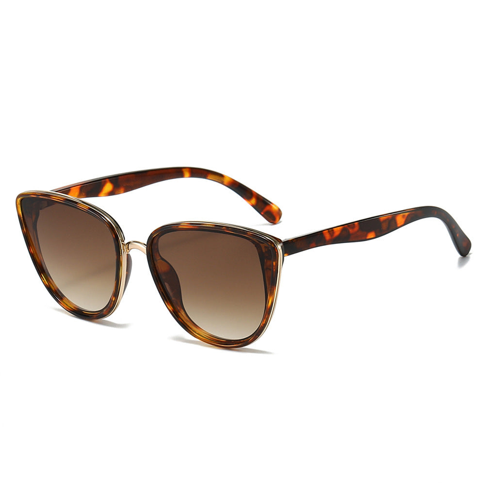 Fashion-Forward Triangular Frame Sunglasses Stornfield