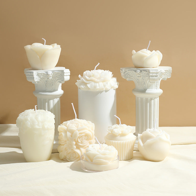 Decorative Rose-Shaped Soy Wax Candle with Beaded Tray