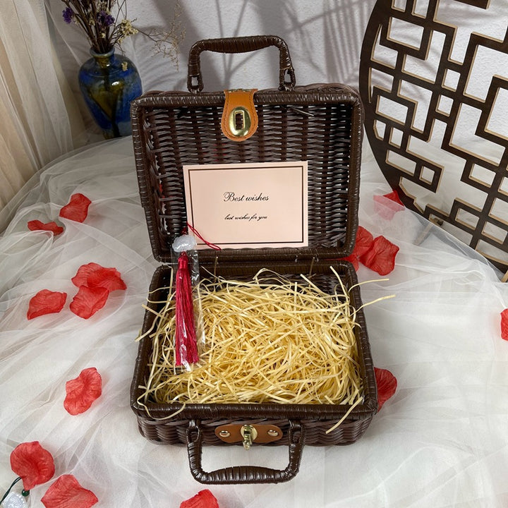 Women stylish and decorative gift basket case Stornfield