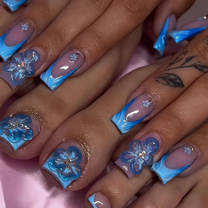 Floral-Inspired Press-On Nail Art Stornfield