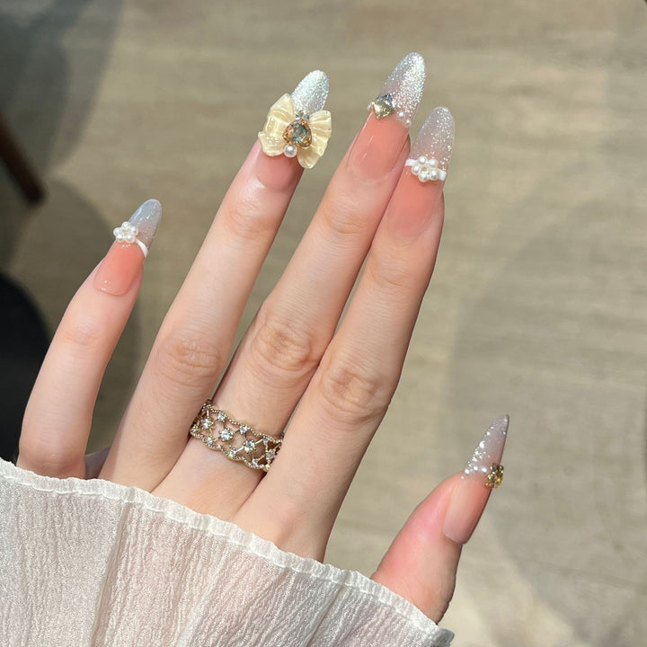 Glamorous Rhinestone-Embellished Nail Art Extensions Stornfield