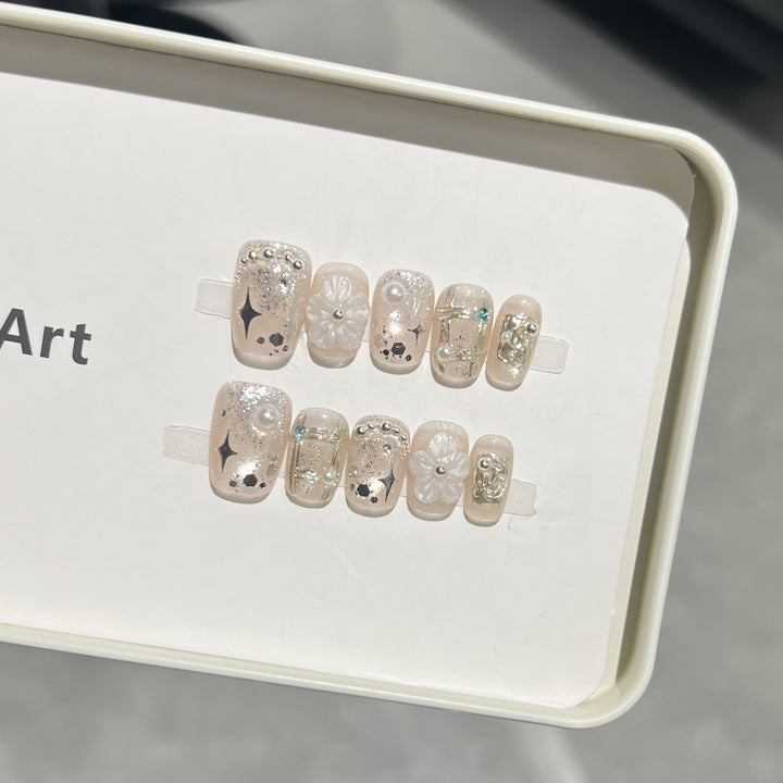 Decorative Acrylic Press-On Nail Art Set Stornfield