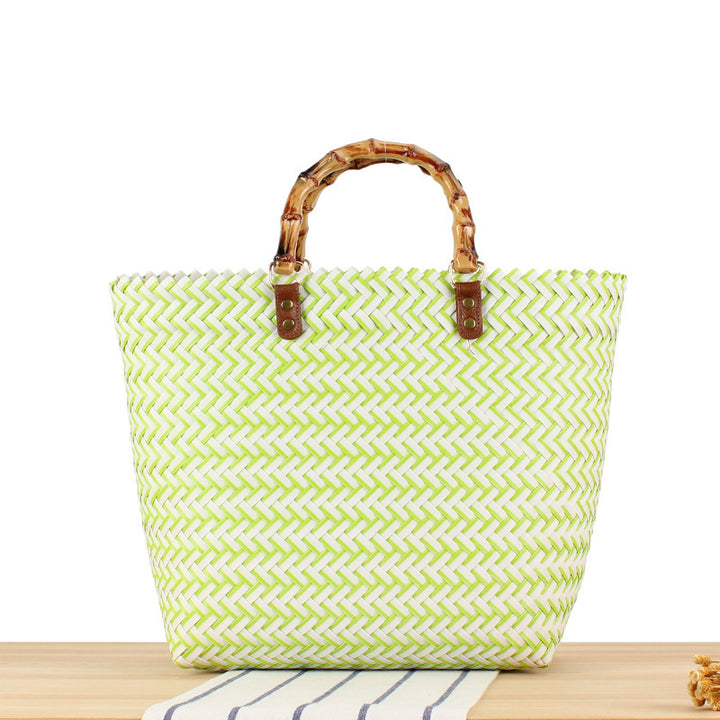 Stylish shopping bag made of braided natural material Stornfield