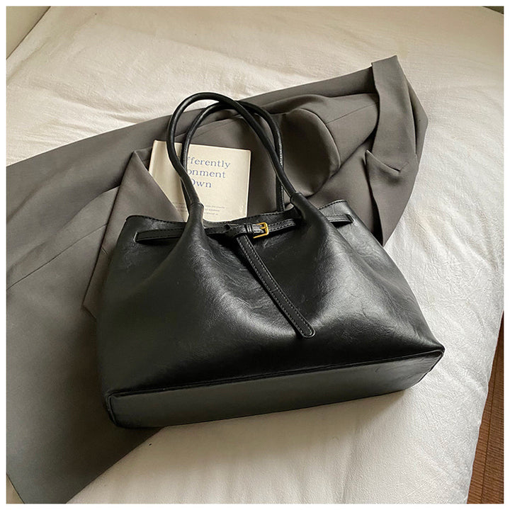 Luxurious Leather Shoulder Tote