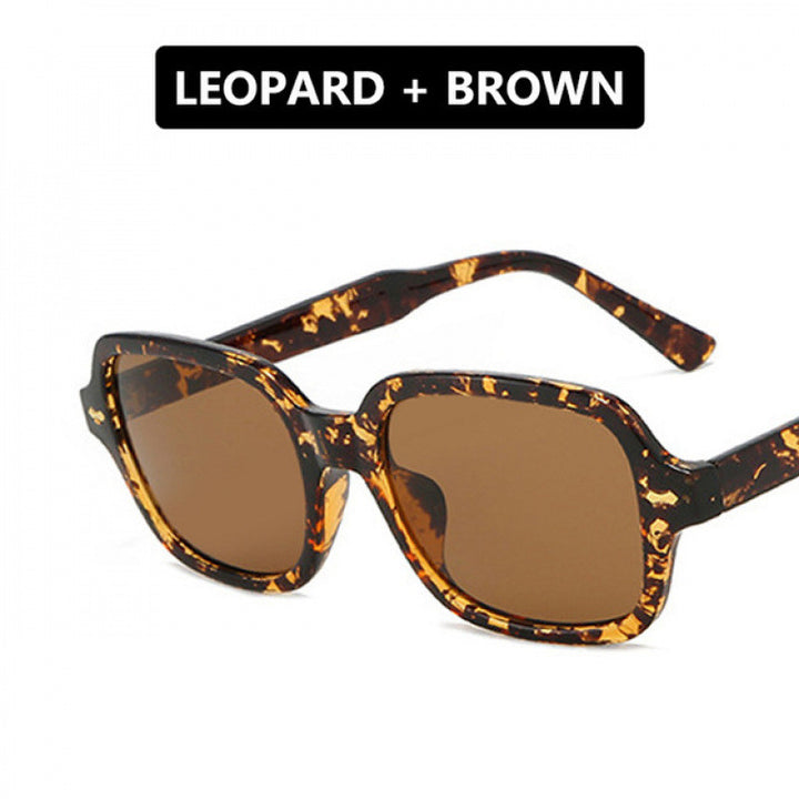 Ladies fashionable sunglasses with angular frame and yellow lenses Stornfield