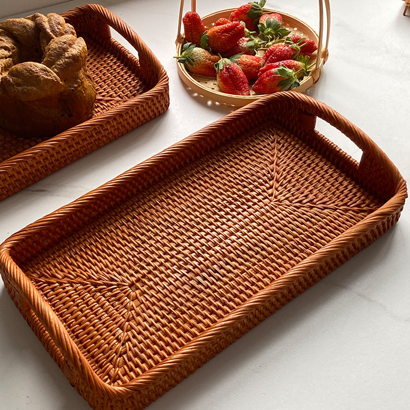 Women's rectangular serving platter made of natural rattan Stornfield