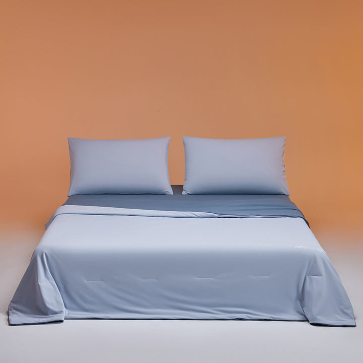 Ladies premium Satin bedding set with elegant structure Stornfield