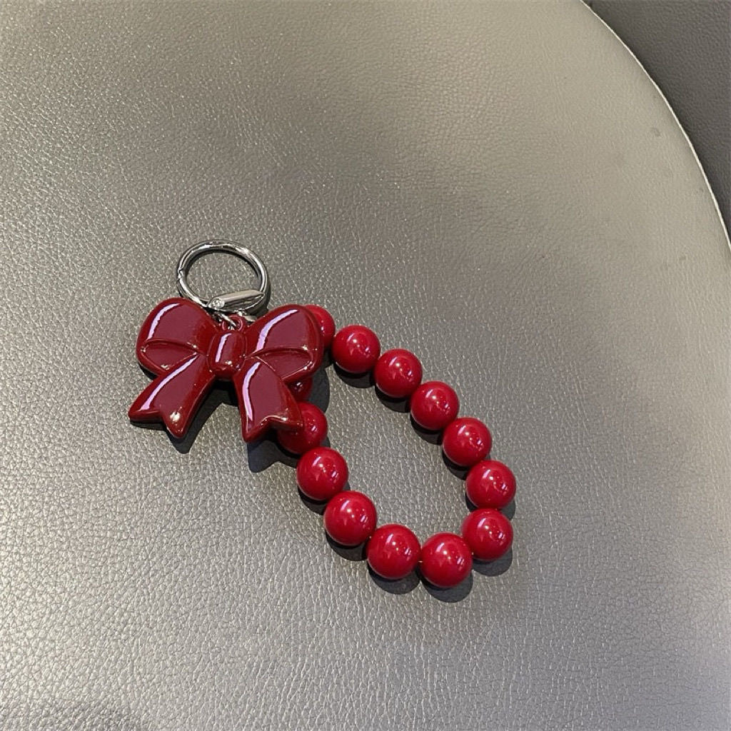 Elegant Pearl Charm Keychain Stornfield