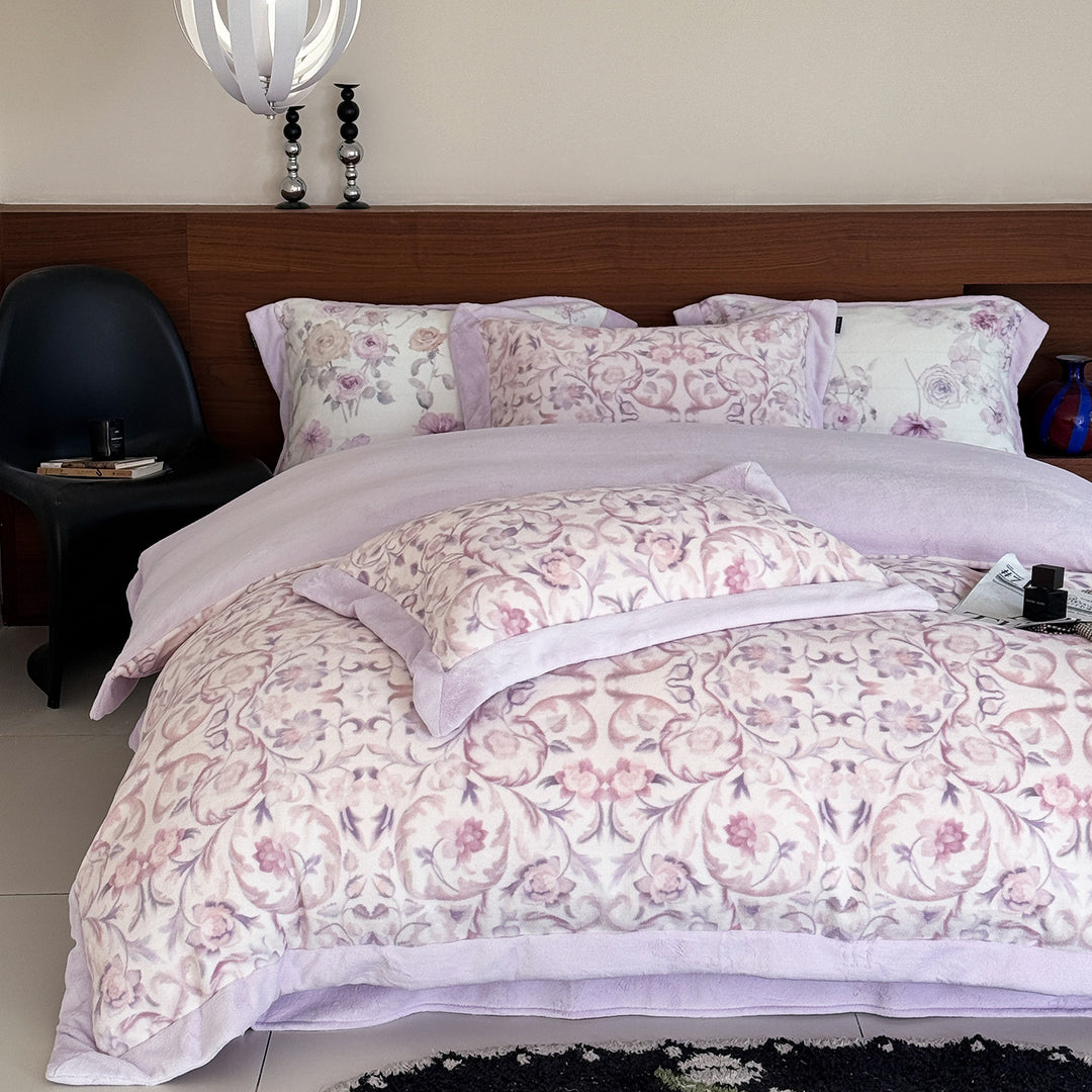 Duvet cover set with fine paisley pattern, reversible function and softly napped inner cover