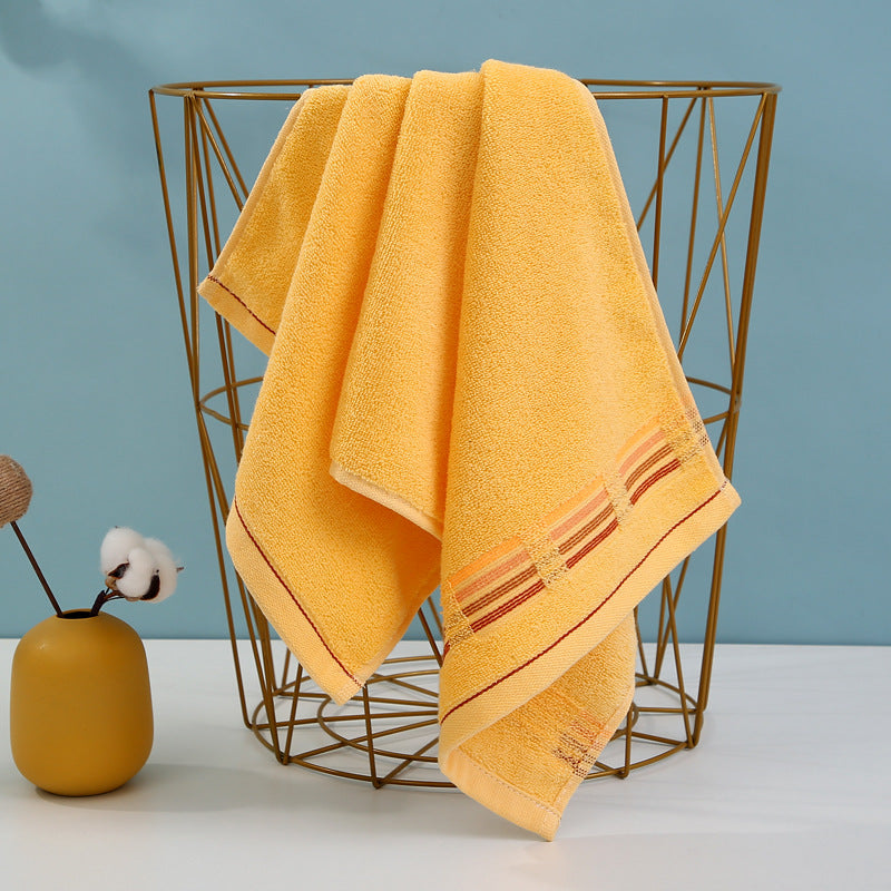 High-Quality Terry Towel With Elegant Stripe Detail Stornfield