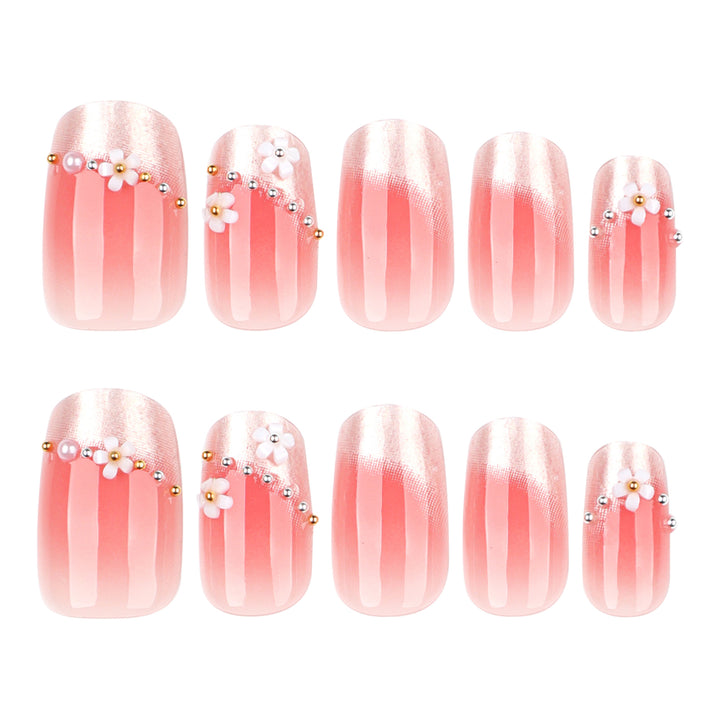 Artful Nail Extensions with delicate flower decorations Stornfield