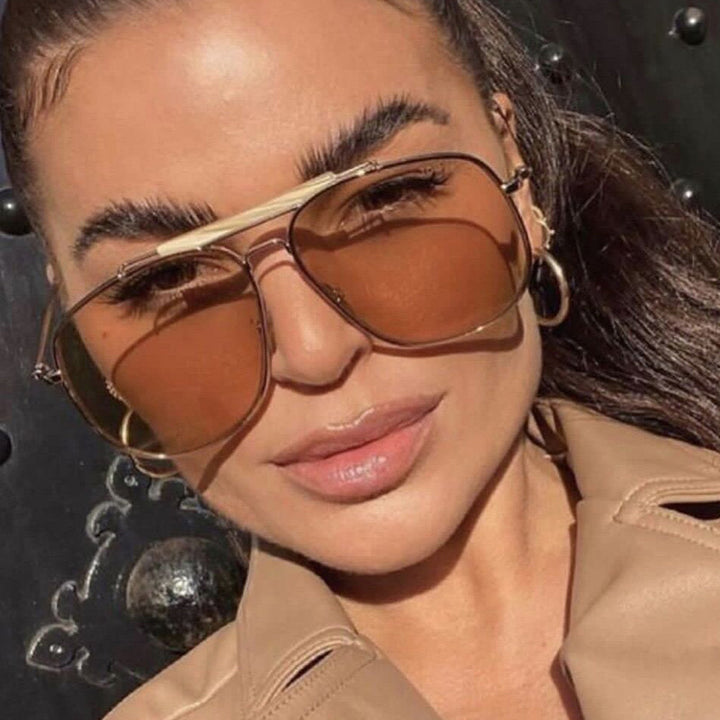 Ladies Pilot Sunglasses with Gold Frame Stornfield