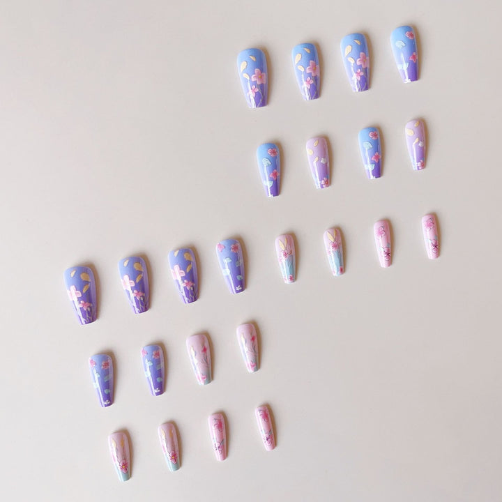 Artificial Nail Set with Floral 3D Decorations Stornfield