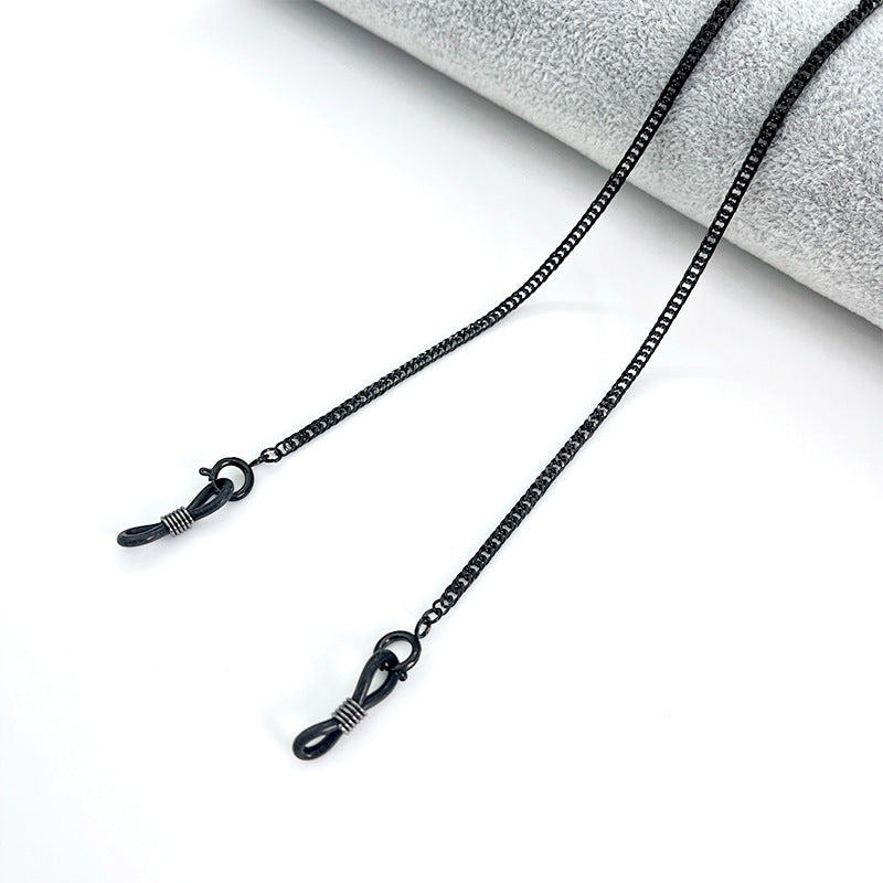Metallic Eyewear Chain Stornfield