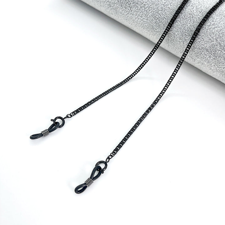 Metallic Eyewear Chain Stornfield