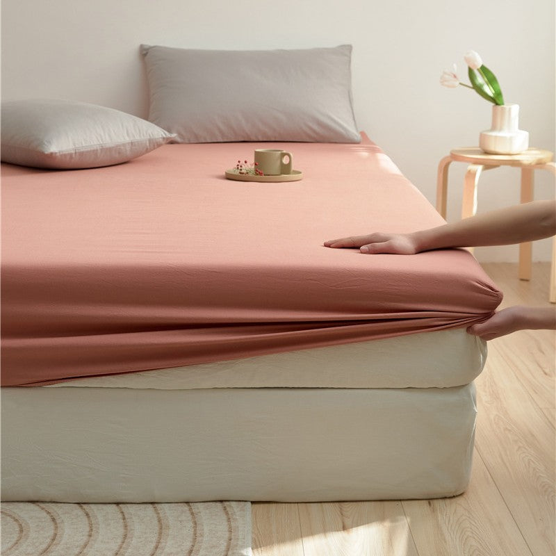 Elastic fitted sheet made of cotton jersey with extra deep pocket and all-around elastic