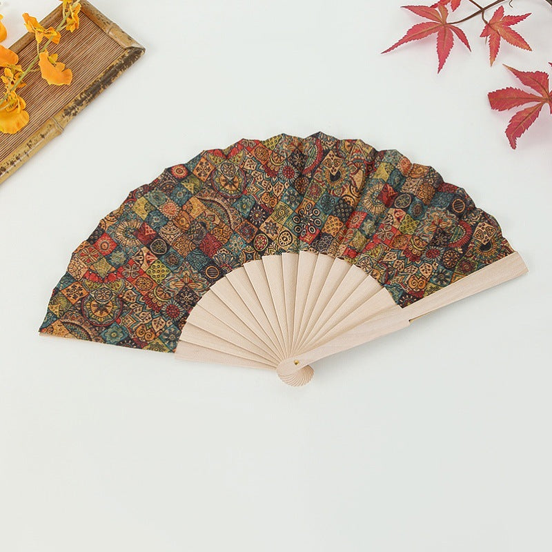 Women's handmade fan with floral motifs Stornfield