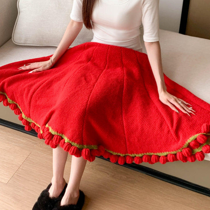 Cozy Blanket with Playful Pompons Stornfield