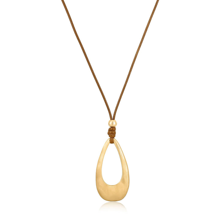 Modern Minimalist Pendant Necklace Stornfield
