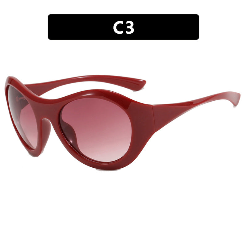 Ladies retro-inspired sunglasses with oversized frame and protective lenses Stornfield