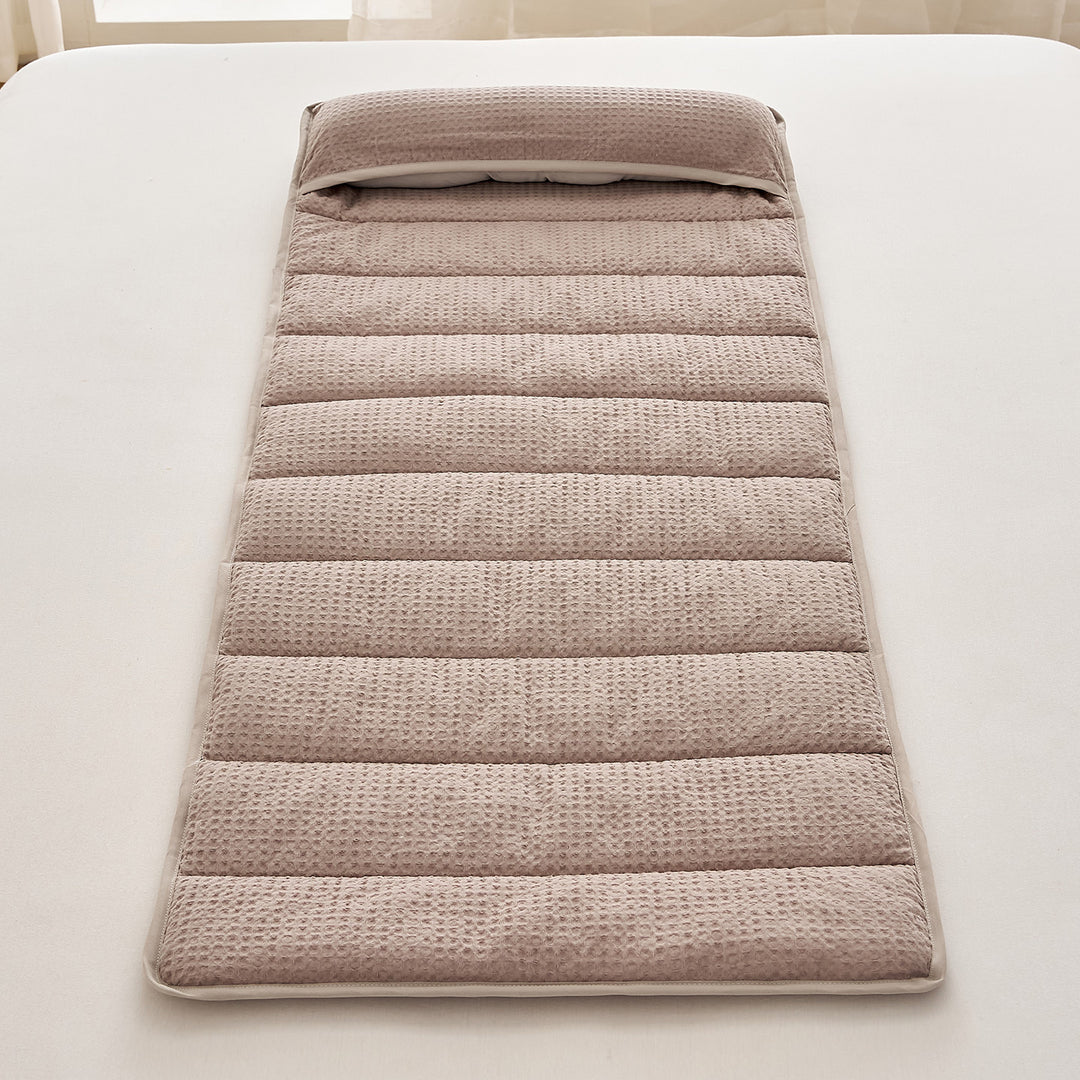 Breathable neck support with texture Stornfield