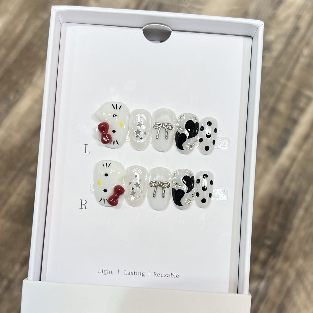 Cartoon-Themed Decorative Press-On Nail Set Stornfield