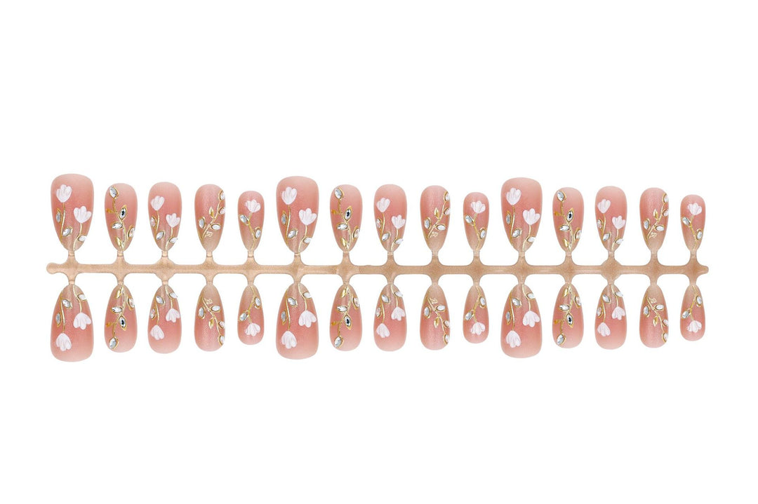 Elegant artificial nails with floral decorations Stornfield