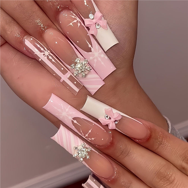 Glamorous Holiday Press-On Nail Set Stornfield