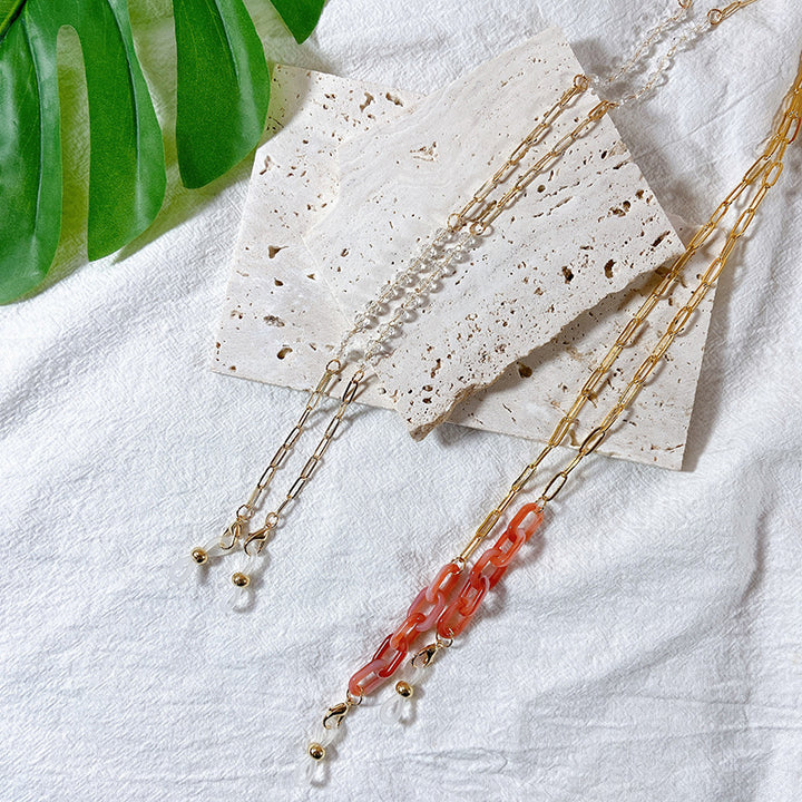 Fashionable Jewelry Holder Chain Made of Glossy Metal Stornfield