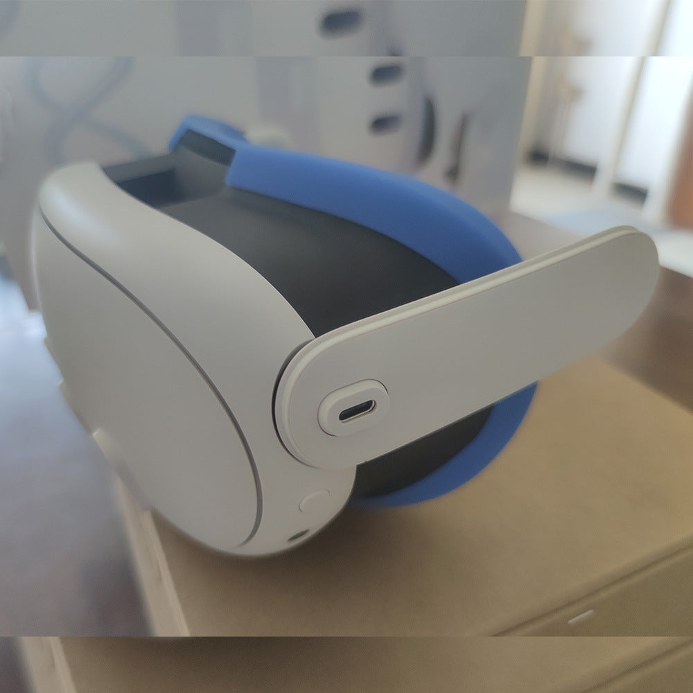 Ergonomic grips for VR controller Stornfield