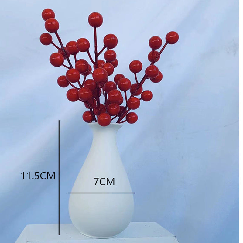 Elegant Ribbed Ceramic Vase Stornfeild